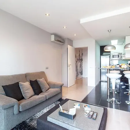 Avenida Da Liberdade Flat Near Praca Republica Safaris Center *